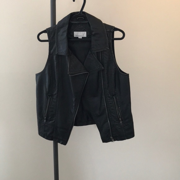 Leather Vest - Picture 2 of 3